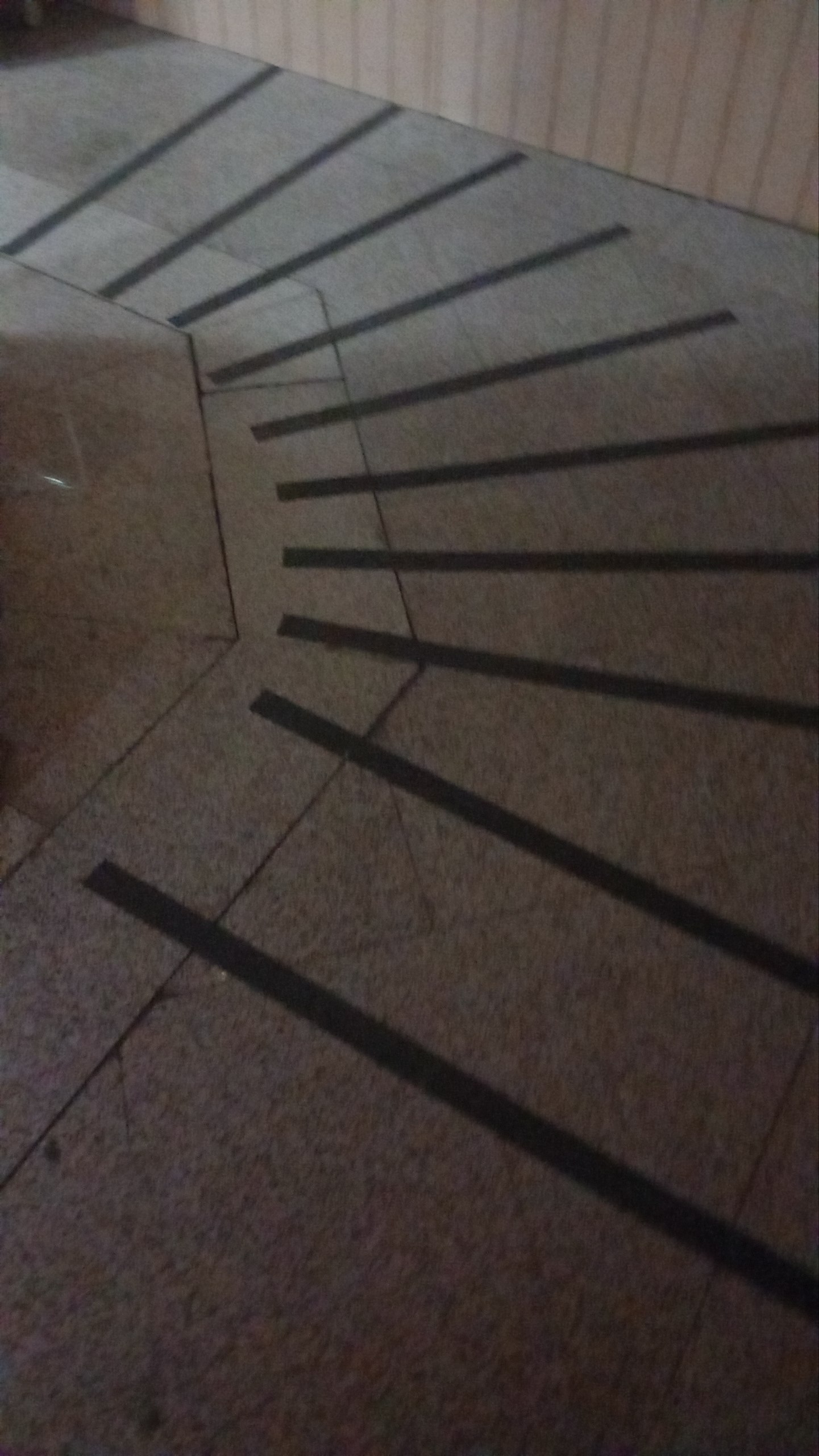 نمونه ترمز پله ضد لغزش 2